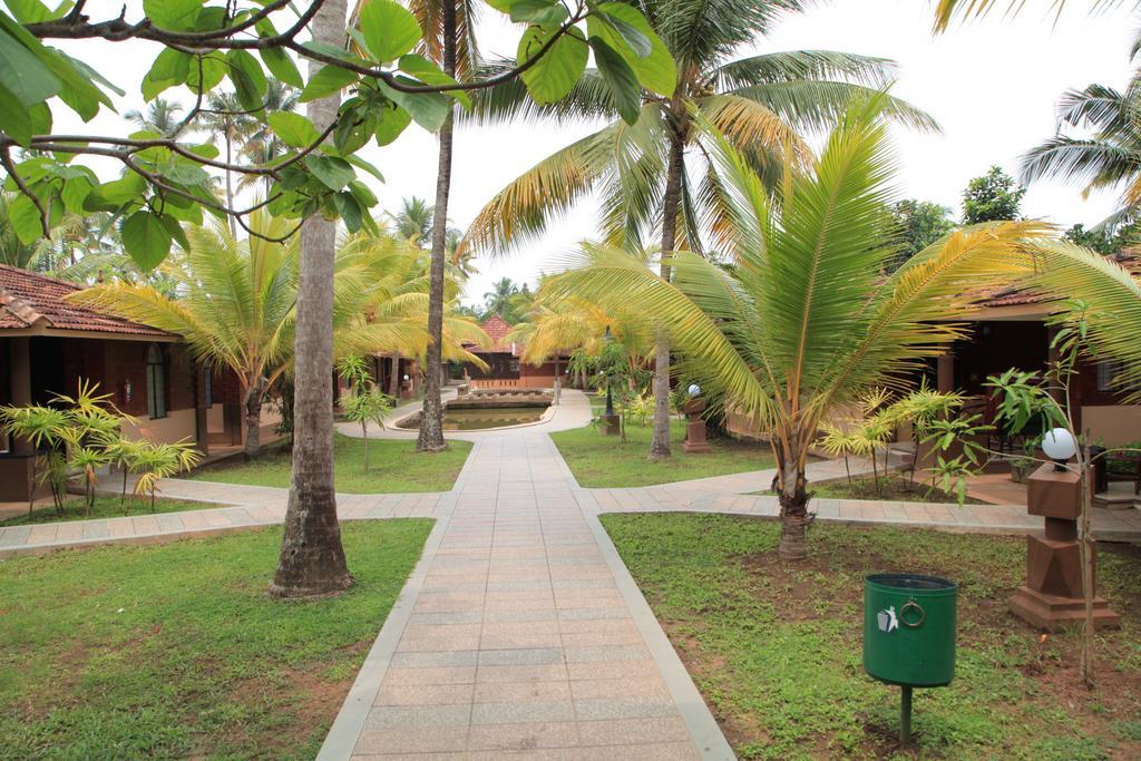 Cherai Beach Resorts Exterior photo